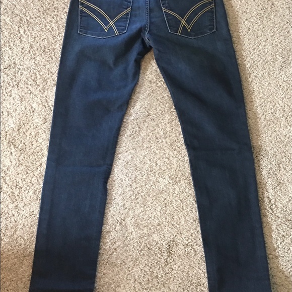 William Rast skinny jeans size 28. - Picture 3 of 6